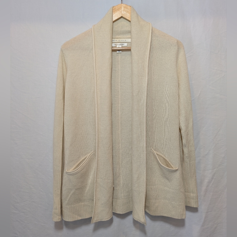 Women's Cream two ply cashmere Sweater